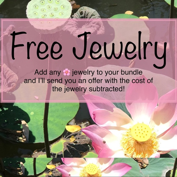 Free jewelry offer with other full-price purchase. - Picture 1 of 1